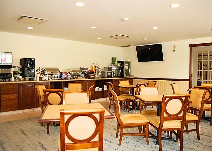 Staywell Inn&Suites